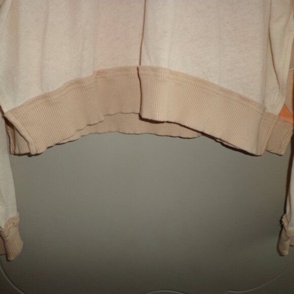 NWOT fp movement Boxy Cropped Top XS Raglan Long Sleeves Geo Design Natural Mult - Picture 8 of 13